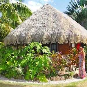 Fare Aute ** Moorea